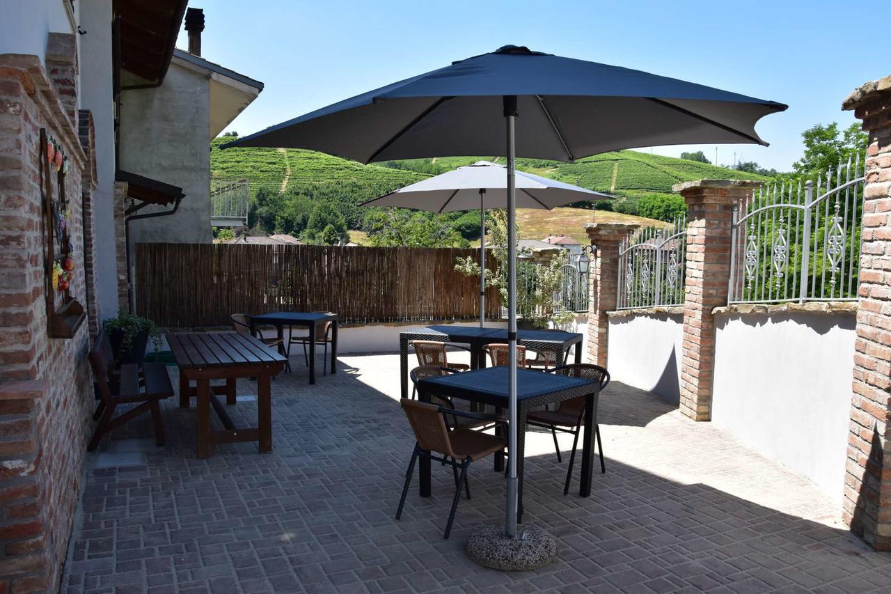 B&B La Dolce Vita Priocca Екстер'єр фото