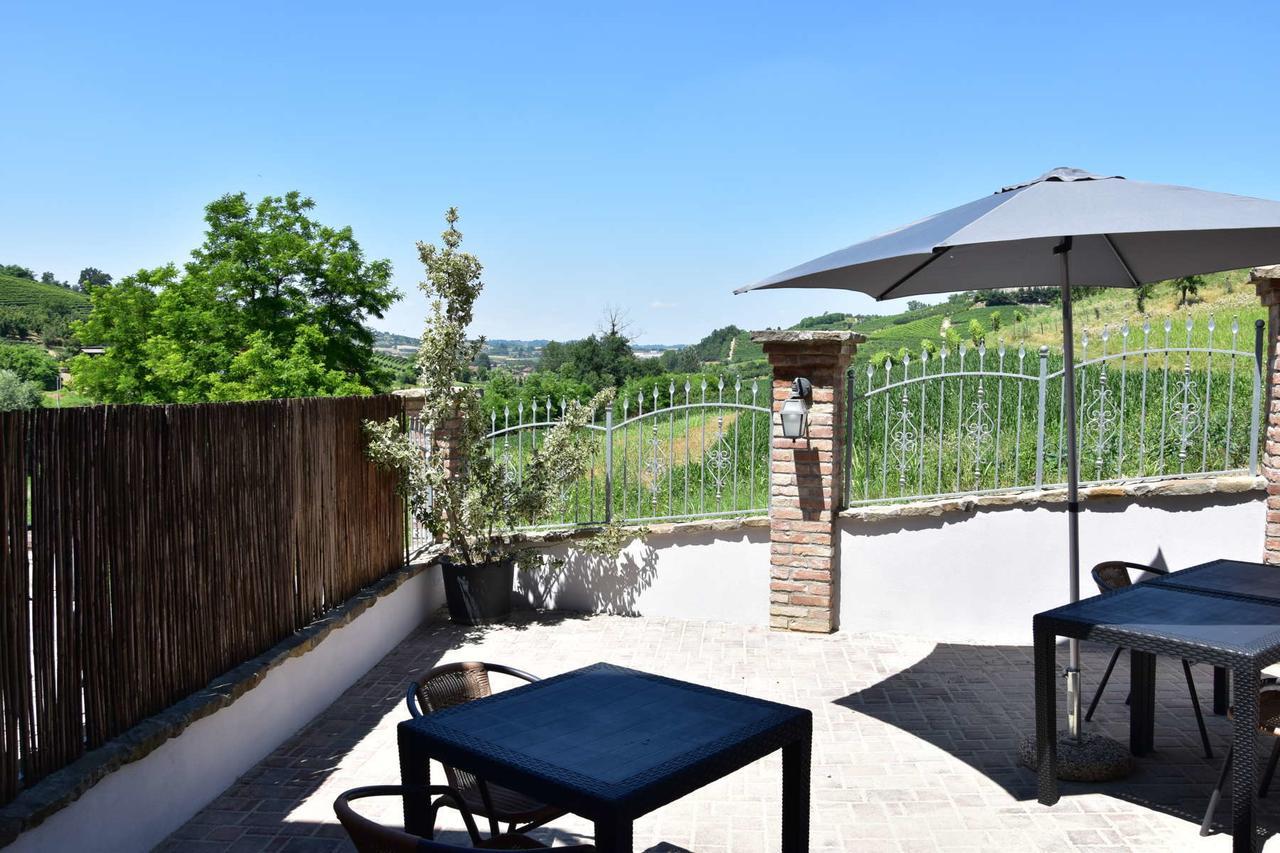B&B La Dolce Vita Priocca Екстер'єр фото