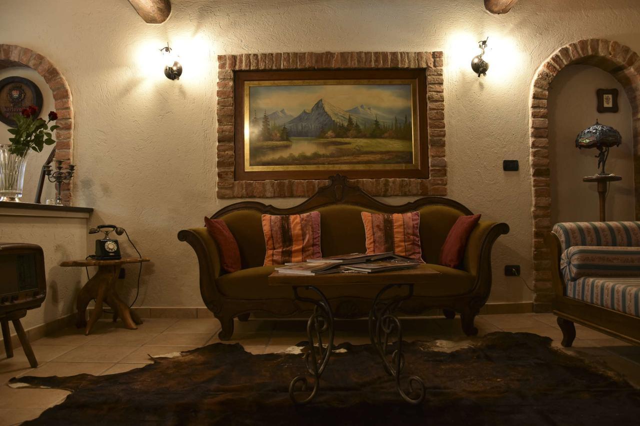 B&B La Dolce Vita Priocca Екстер'єр фото