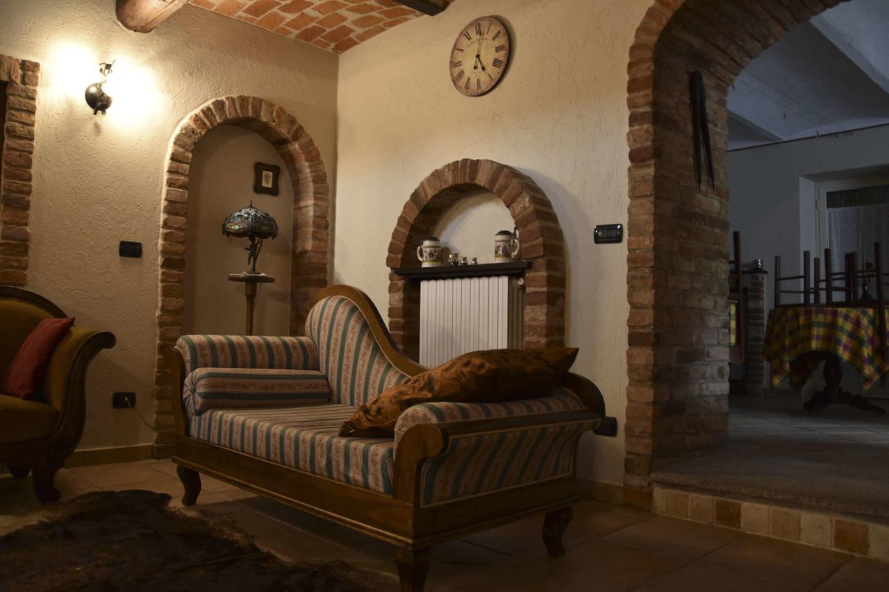 B&B La Dolce Vita Priocca Екстер'єр фото